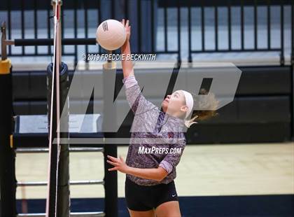 Thumbnail 1 in Collinsville vs. Trenton photogallery.