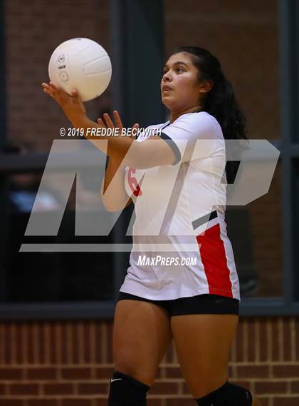 Thumbnail 2 in Collinsville vs. Trenton photogallery.