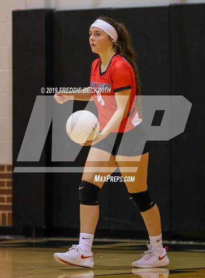 Thumbnail 1 in Collinsville vs. Trenton photogallery.