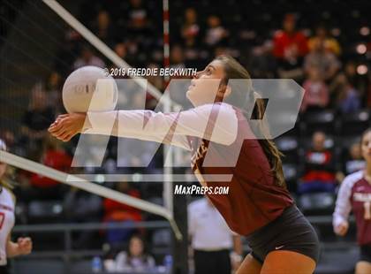 Thumbnail 2 in Collinsville vs. Trenton photogallery.