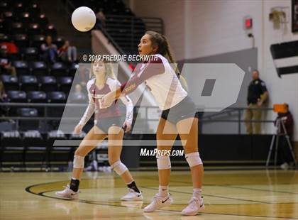 Thumbnail 1 in Collinsville vs. Trenton photogallery.