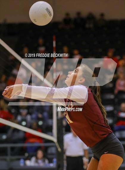 Thumbnail 3 in Collinsville vs. Trenton photogallery.