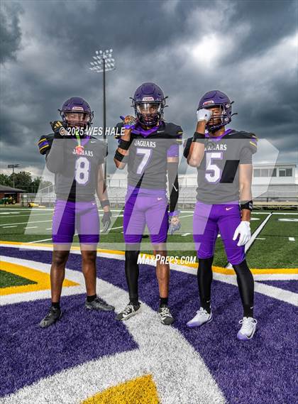 Thumbnail 3 in DeSoto Central (Team & Individual) photogallery.