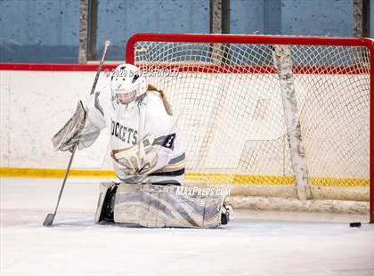 Thumbnail 2 in St. Mary's vs Needham (Hingham Showcase) photogallery.
