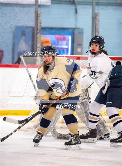 Thumbnail 3 in St. Mary's vs Needham (Hingham Showcase) photogallery.