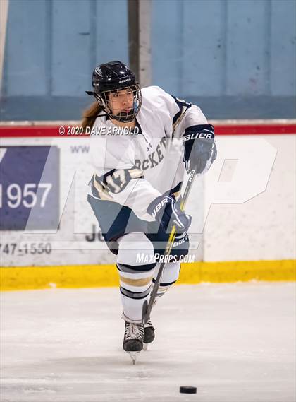 Thumbnail 1 in St. Mary's vs Needham (Hingham Showcase) photogallery.