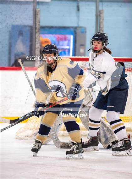Thumbnail 2 in St. Mary's vs Needham (Hingham Showcase) photogallery.