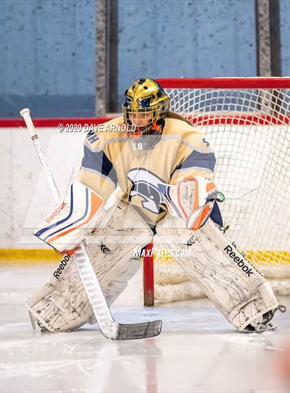 Thumbnail 1 in St. Mary's vs Needham (Hingham Showcase) photogallery.