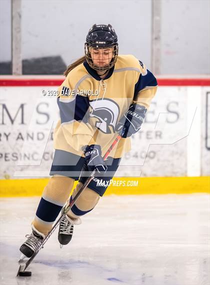Thumbnail 2 in St. Mary's vs Needham (Hingham Showcase) photogallery.
