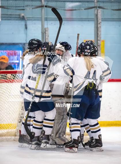 Thumbnail 2 in St. Mary's vs Needham (Hingham Showcase) photogallery.