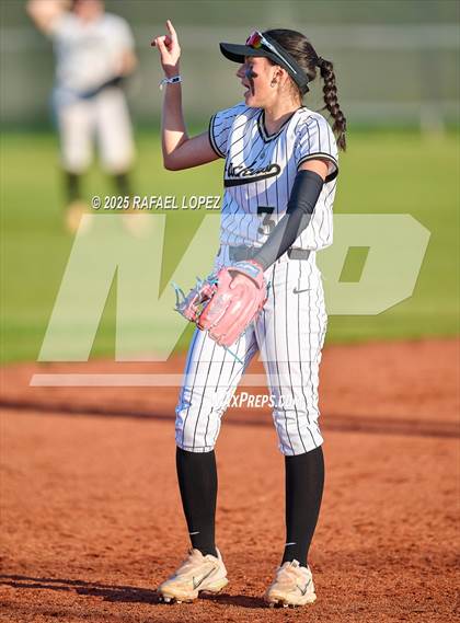 Thumbnail 3 in Waltrip @ Galena Park photogallery.