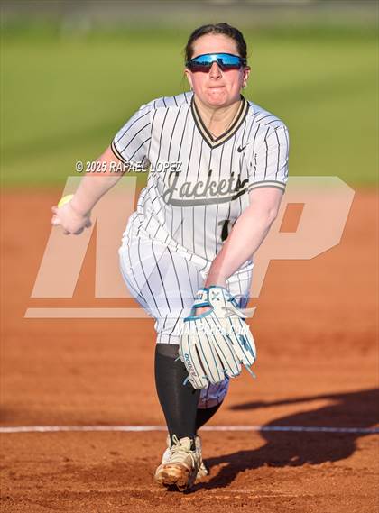 Thumbnail 3 in Waltrip @ Galena Park photogallery.