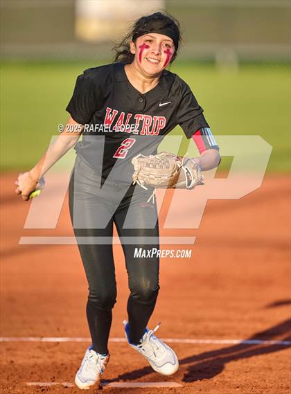 Thumbnail 3 in Waltrip @ Galena Park photogallery.