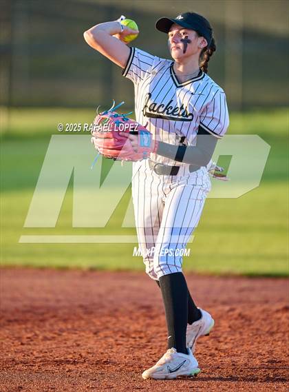 Thumbnail 2 in Waltrip @ Galena Park photogallery.