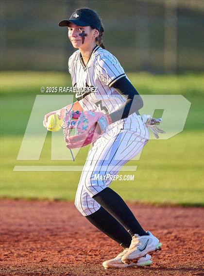 Thumbnail 1 in Waltrip @ Galena Park photogallery.