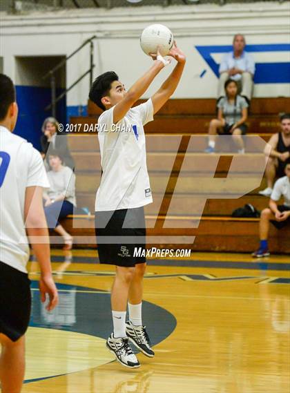 Thumbnail 3 in La Salle @ San Marino photogallery.