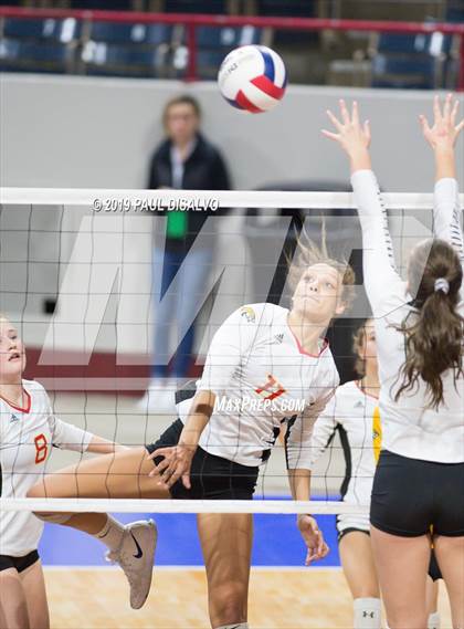 Thumbnail 1 in Coronado vs. D'Evelyn (CHSAA 4A Round 1) photogallery.