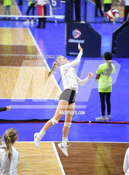 Thumbnail 3 in Coronado vs. D'Evelyn (CHSAA 4A Round 1) photogallery.