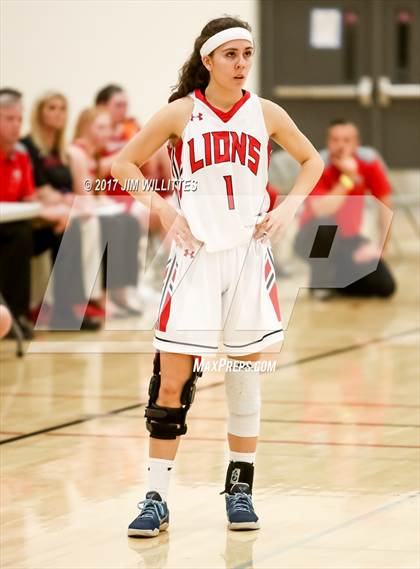 Thumbnail 2 in Liberty vs. Boulder Creek (Lady Titan Winter Hoops Classic) photogallery.