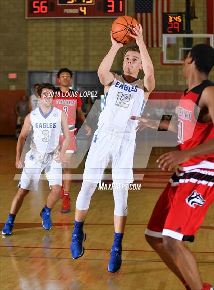 Thumbnail 3 in Santa Margarita vs. Centennial (Nike Extravaganza) photogallery.
