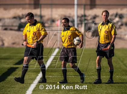 Thumbnail 2 in Highland vs. Albuquerque Academy photogallery.