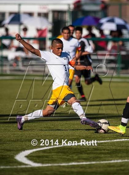 Thumbnail 3 in Highland vs. Albuquerque Academy photogallery.