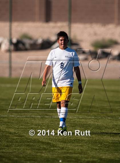 Thumbnail 2 in Highland vs. Albuquerque Academy photogallery.