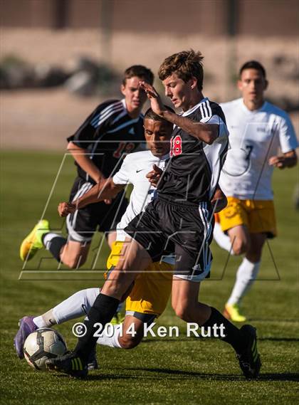 Thumbnail 1 in Highland vs. Albuquerque Academy photogallery.