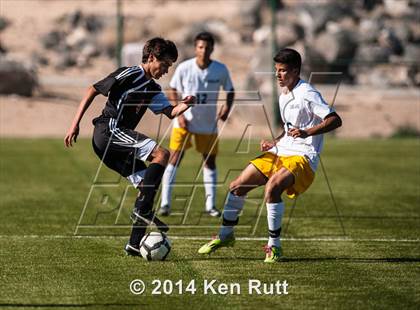 Thumbnail 1 in Highland vs. Albuquerque Academy photogallery.