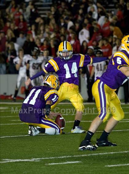 Thumbnail 2 in St. John's vs. Kinkaid photogallery.