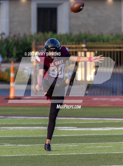 Thumbnail 2 in St. Louis University @ De Smet Jesuit photogallery.