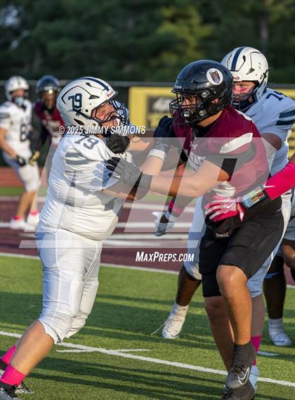 Thumbnail 3 in St. Louis University @ De Smet Jesuit photogallery.