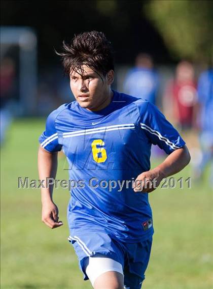Thumbnail 3 in Jefferson vs. Benson Tech photogallery.