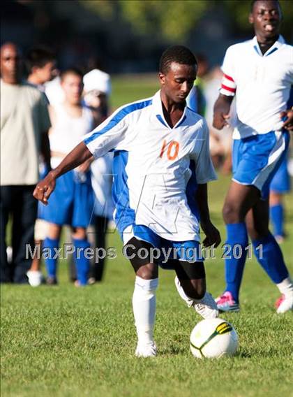 Thumbnail 2 in Jefferson vs. Benson Tech photogallery.