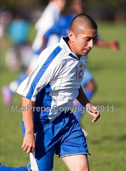 Thumbnail 1 in Jefferson vs. Benson Tech photogallery.