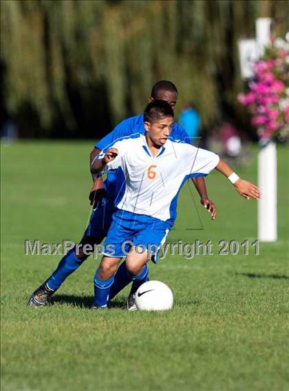 Thumbnail 2 in Jefferson vs. Benson Tech photogallery.