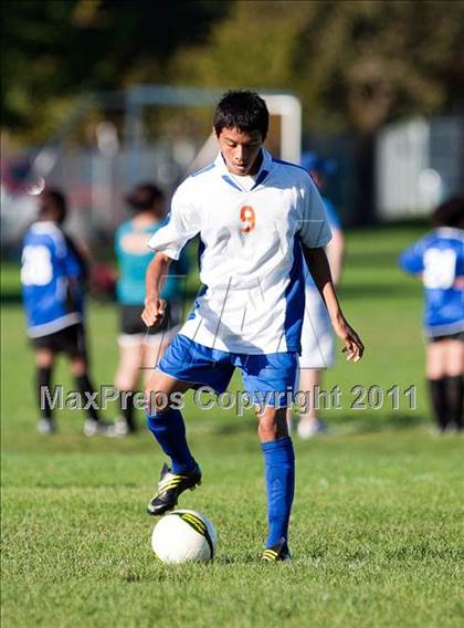 Thumbnail 1 in Jefferson vs. Benson Tech photogallery.