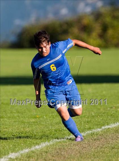 Thumbnail 1 in Jefferson vs. Benson Tech photogallery.