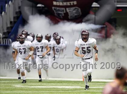 Thumbnail 3 in Flour Bluff vs. Lake Travis (Texas 4A Region 4 Playoffs) photogallery.