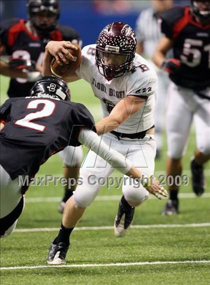Thumbnail 3 in Flour Bluff vs. Lake Travis (Texas 4A Region 4 Playoffs) photogallery.