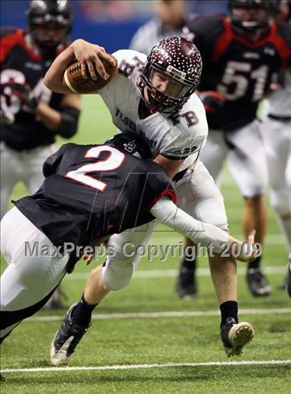 Thumbnail 1 in Flour Bluff vs. Lake Travis (Texas 4A Region 4 Playoffs) photogallery.