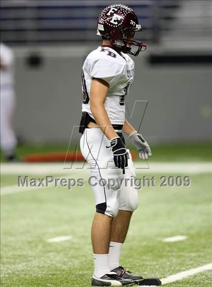 Thumbnail 2 in Flour Bluff vs. Lake Travis (Texas 4A Region 4 Playoffs) photogallery.