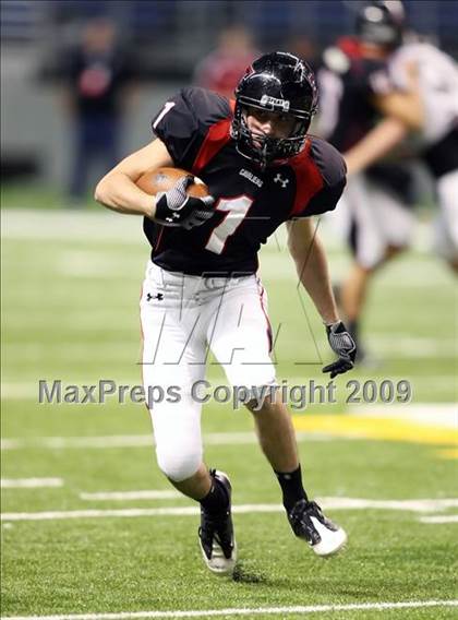 Thumbnail 3 in Flour Bluff vs. Lake Travis (Texas 4A Region 4 Playoffs) photogallery.