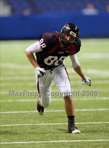 Thumbnail 3 in Flour Bluff vs. Lake Travis (Texas 4A Region 4 Playoffs) photogallery.