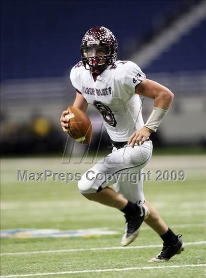 Thumbnail 2 in Flour Bluff vs. Lake Travis (Texas 4A Region 4 Playoffs) photogallery.
