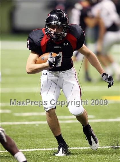 Thumbnail 2 in Flour Bluff vs. Lake Travis (Texas 4A Region 4 Playoffs) photogallery.