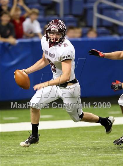 Thumbnail 1 in Flour Bluff vs. Lake Travis (Texas 4A Region 4 Playoffs) photogallery.