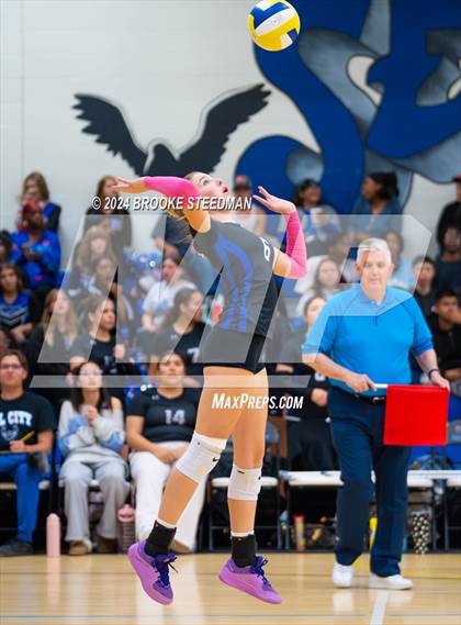 Thumbnail 3 in Coalinga vs California City (CIF CS Division 5 Final)  photogallery.