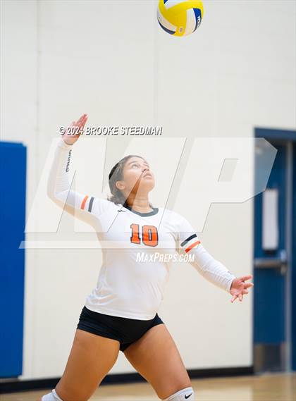 Thumbnail 1 in Coalinga vs California City (CIF CS Division 5 Final)  photogallery.