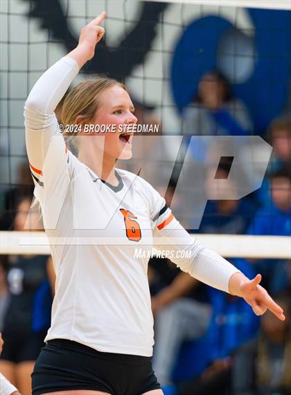 Thumbnail 3 in Coalinga vs California City (CIF CS Division 5 Final)  photogallery.